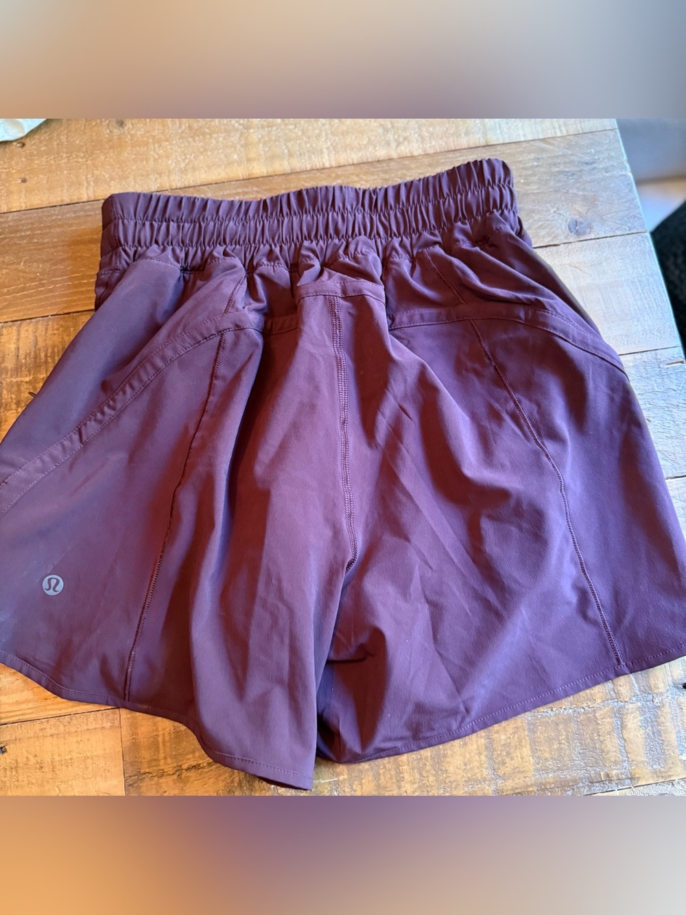 lululemon Track That High-Rise Lined Short 5" SZ 6 Goodnight Plum Exc Condition - Picture 2 of 5